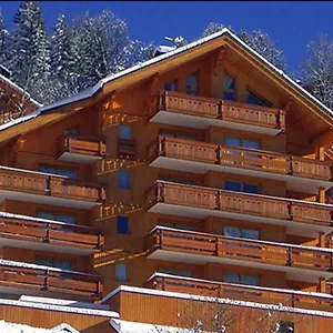 Newly Renovated 7-9pers Luxury Chalet In Centre 85m2 3br 3ba With Stunning Mountain View Apartment